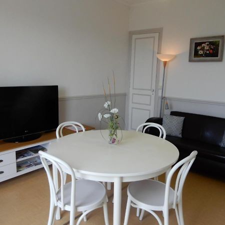 Appartement avec grand balcon et vue à 300 m plage, lit Queen Size Mers-les-Bains Exterior foto