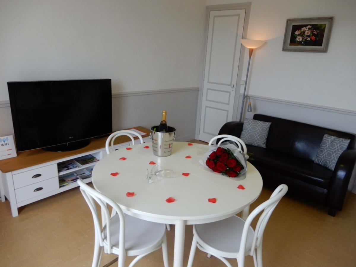 Appartement avec grand balcon et vue à 300 m plage, lit Queen Size Mers-les-Bains Exterior foto