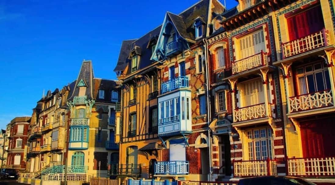 Appartement avec grand balcon et vue à 300 m plage, lit Queen Size Mers-les-Bains Exterior foto