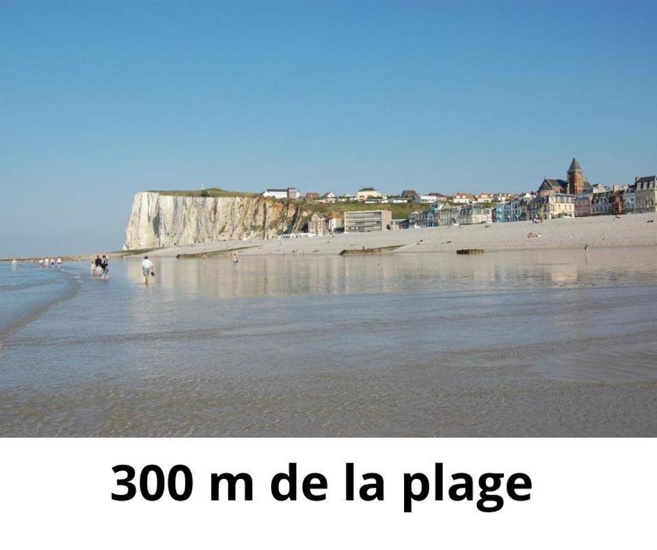 Appartement avec grand balcon et vue à 300 m plage, lit Queen Size Mers-les-Bains Exterior foto